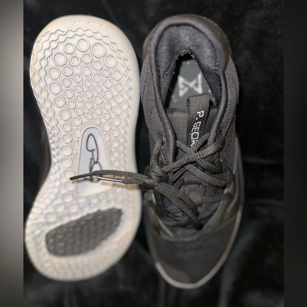 Nike PG 3 Shoe - Black/Gray Black Iridescent Sneakers Paul George